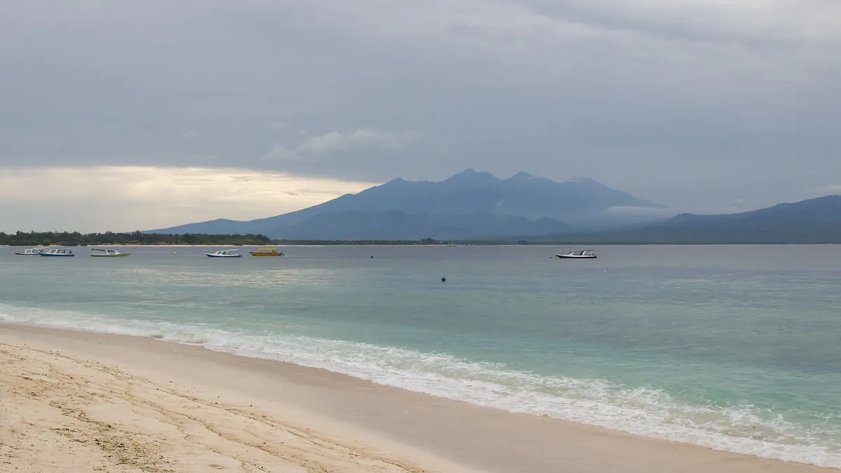 1-Day Gili Trawangan Coastline Walking Route Guide