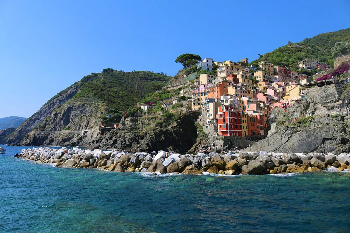 10 Scenic Coastal Walks in Nusa Lembongan | 2026 Guide