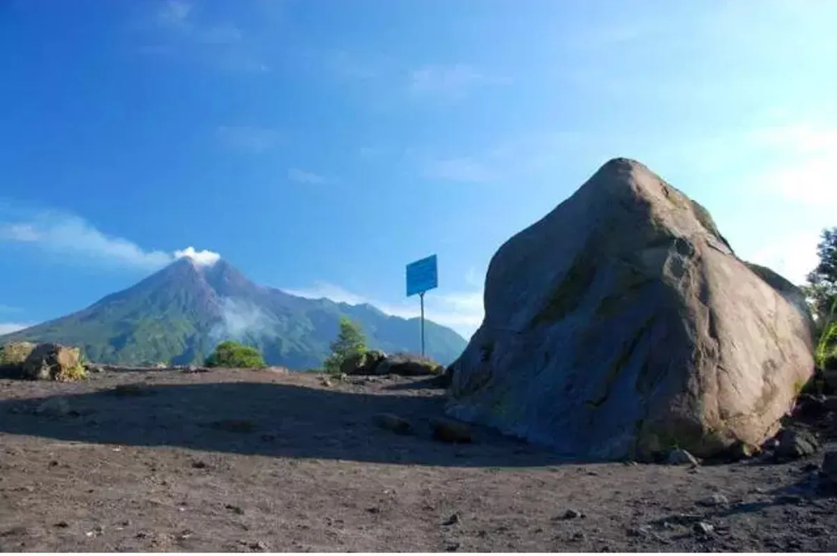 How to Visit Gunung Padang for Free in 2026