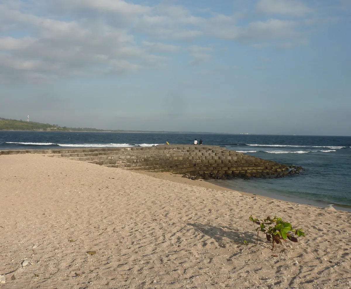 1-Day Senggigi Coastal Walking Route Guide