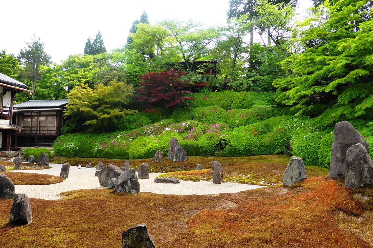 How to Get to Higashiyama Forest: A Nagoya Travel Guide