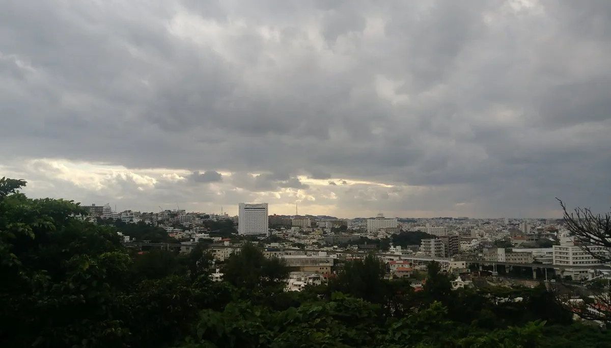 Sueyoshi Park Hiking Trail Route: A 1-Day Naha Guide