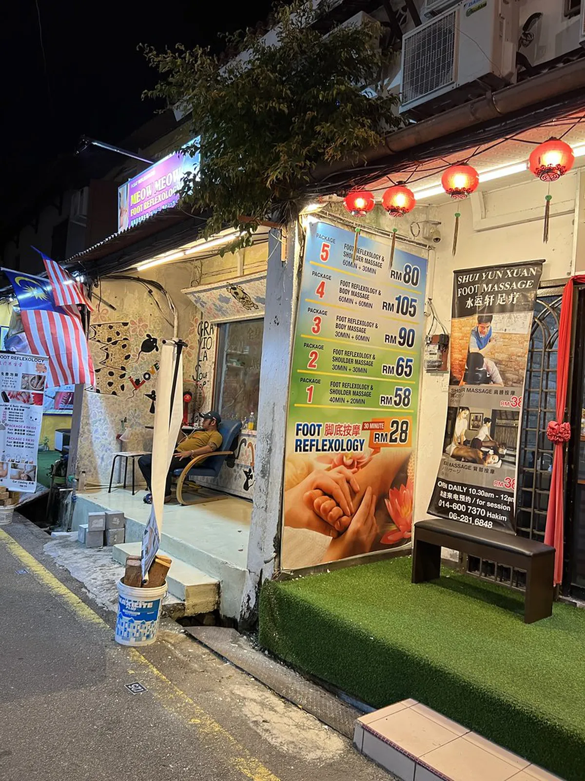 Walking the Melaka River Walk: 10 Top Sights