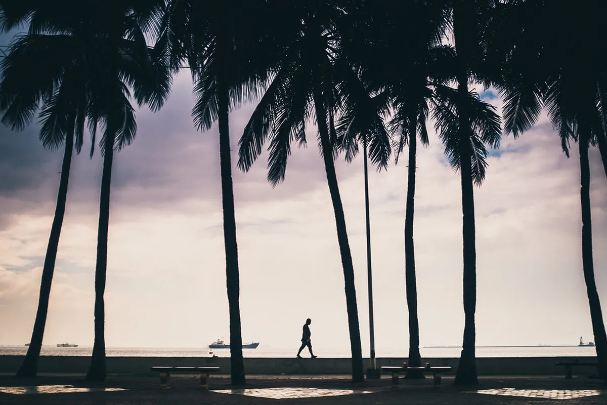 Best Manila Bay Sunset Walking Route: Seasonal Guide