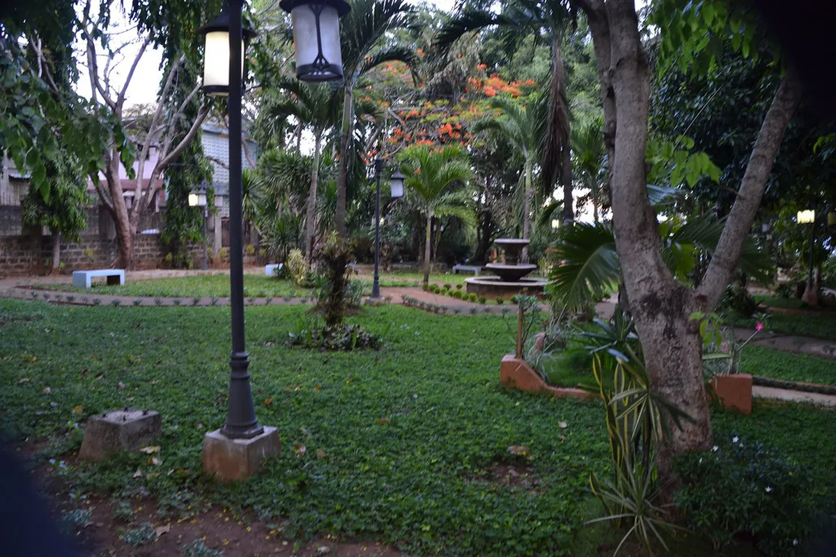 Plaza Cuartel Garden Opening Hours: A Full 2026 Guide