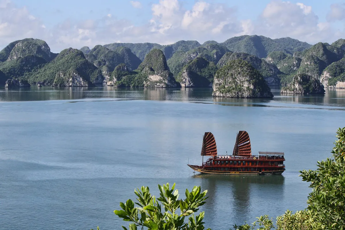 Best Free Parks in Hanoi: 2026 Budget Travel Guide